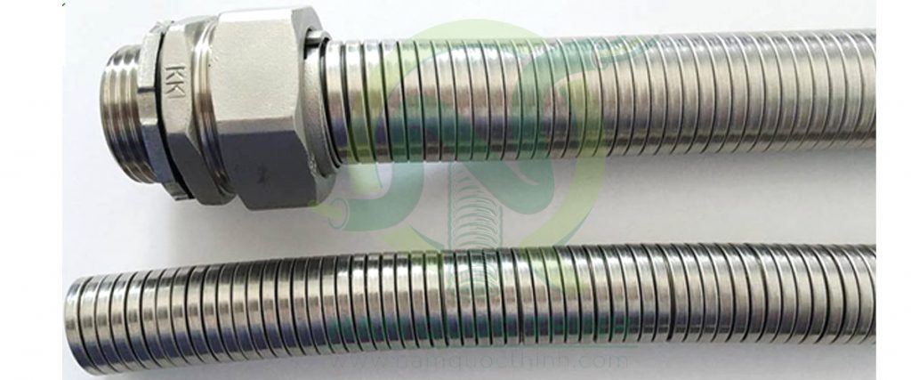Đầu nối ống ruột gà inox 304 vào box chống ăn mòn bảo đảm 100%