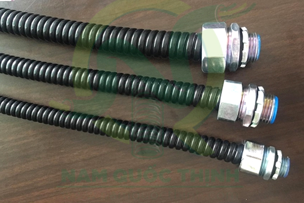 Đầu nối ống ruột gà thép bọc nhựa kín nước