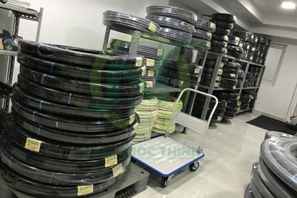 Ống ruột gà lõi thép bọc nhựa chống thấm dầu và nước